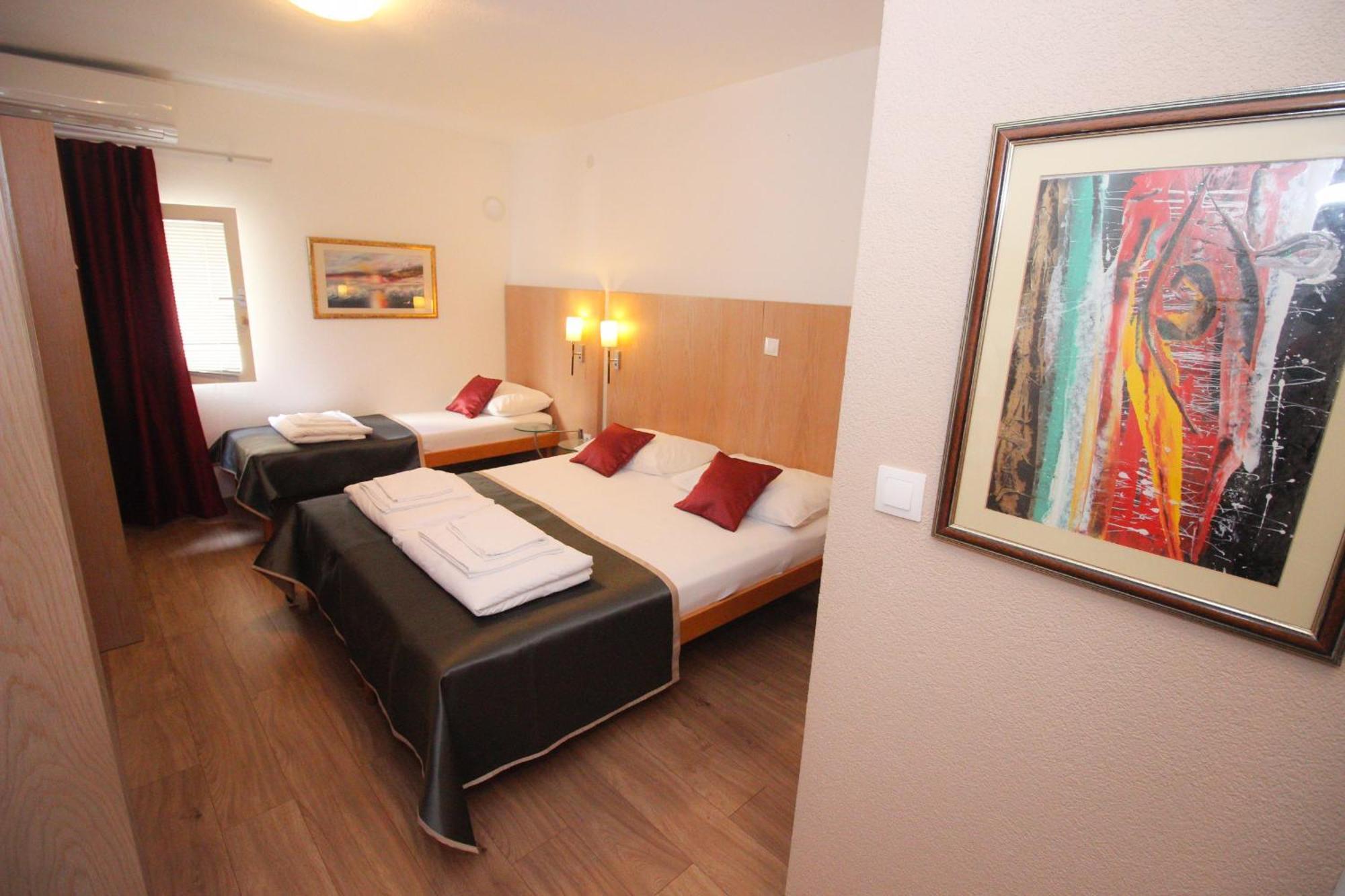 Villa Deny Mostar - With Free Parking Exterior photo