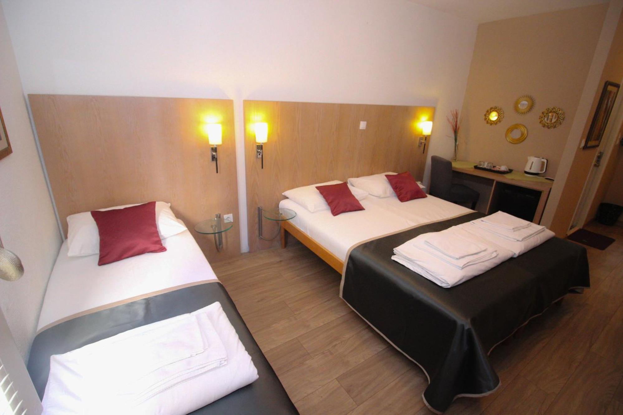 Villa Deny Mostar - With Free Parking Exterior photo