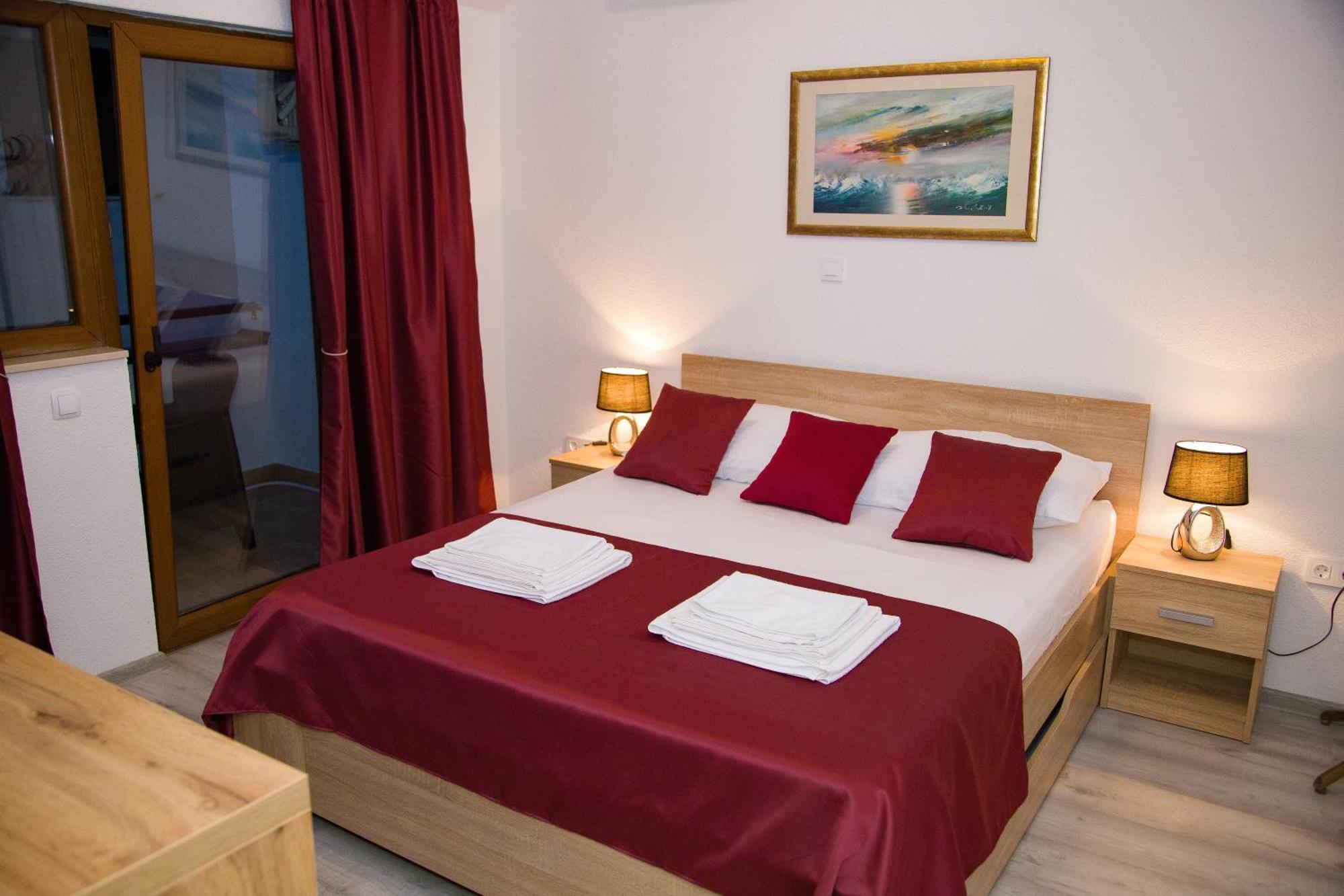 Villa Deny Mostar - With Free Parking Exterior photo