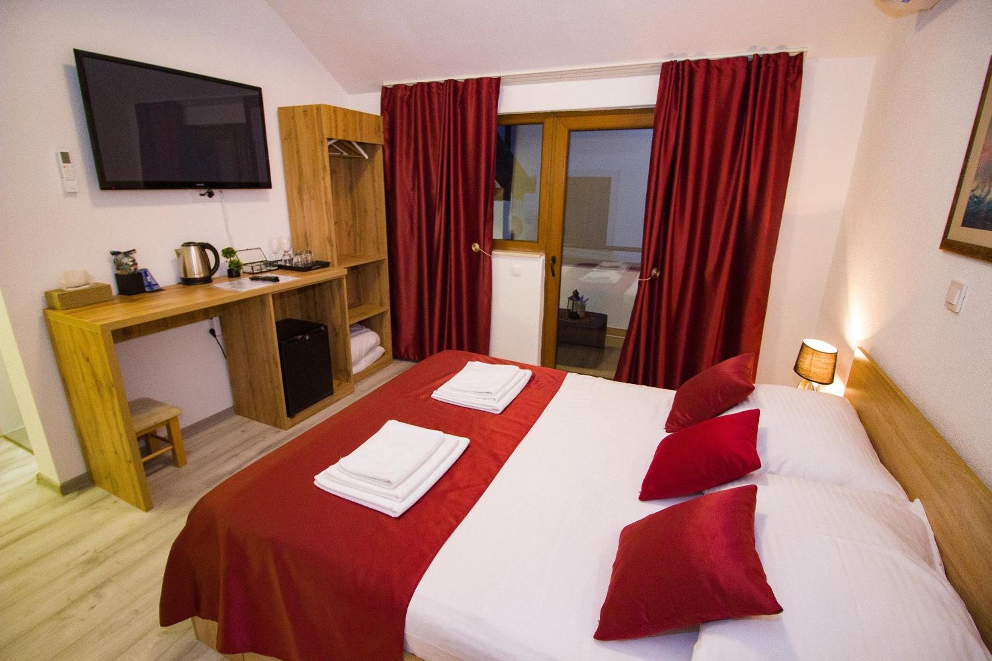 Villa Deny Mostar - With Free Parking Exterior photo